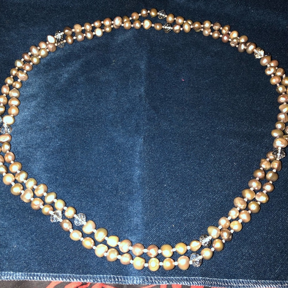 Very long strand of pearls